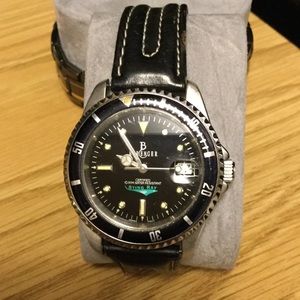 Berenger stingray dive watch